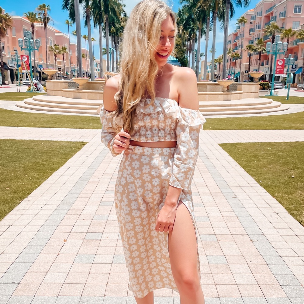 Manhattan Skirt Set